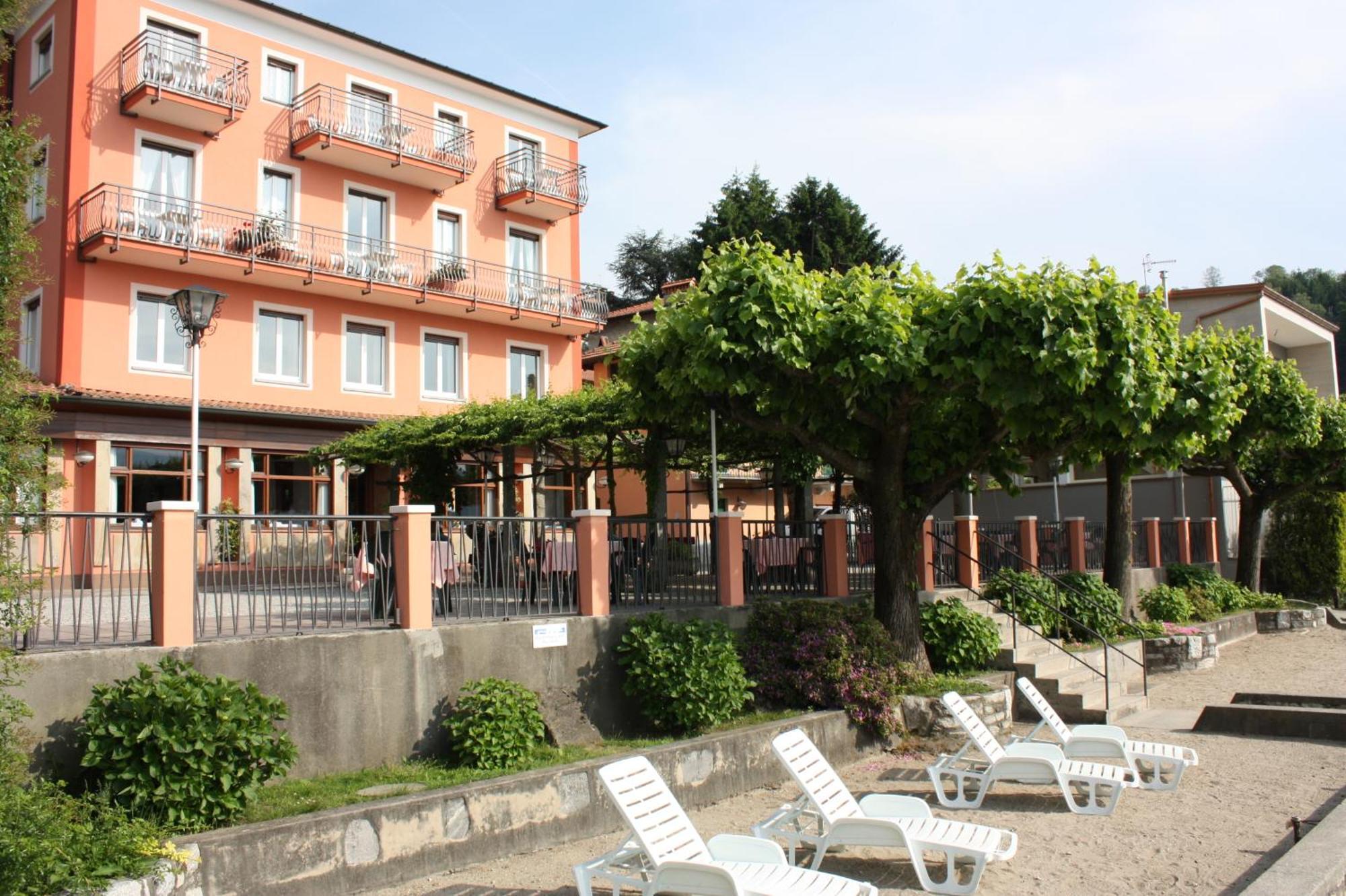 Hotel Riva Reno Di Leggiuno